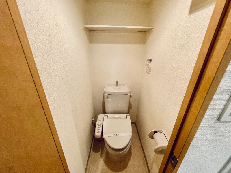 エステムコート新神戸エリタージュのトイレ写真