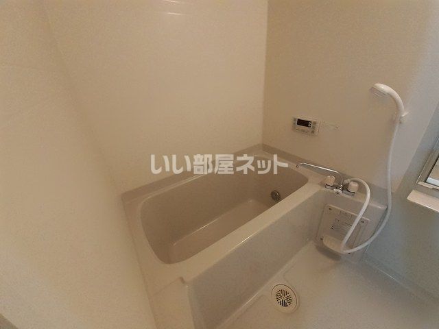 ラフレシ-ル レストIの風呂写真