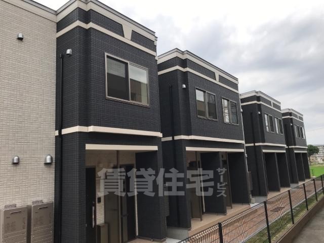建物外観　外観写真（昼）