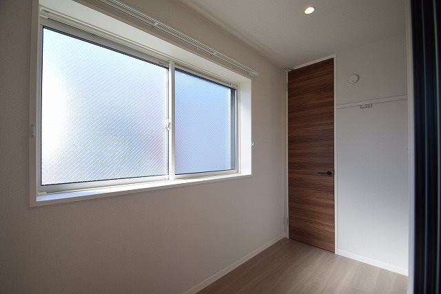 その他部屋・スペース　床・壁クロス