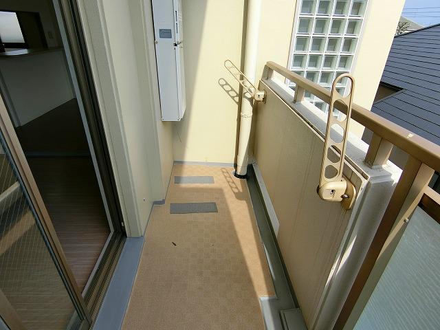 阪神本線 甲子園駅 徒歩13分 3階建 築31年の内装写真