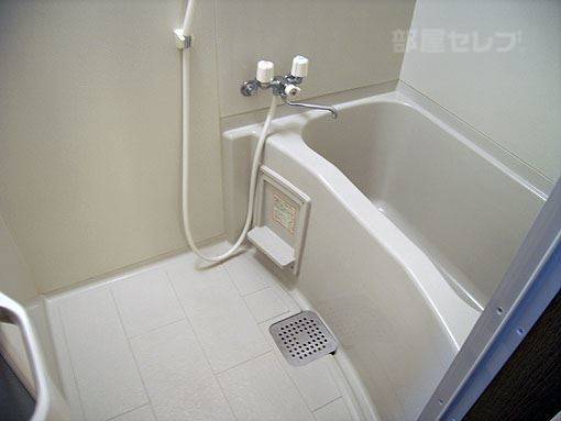 コンフォールメゾンIIの風呂写真