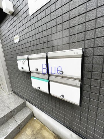 ブルーライン 蒔田駅 徒歩7分 3階建 築9年の外観写真