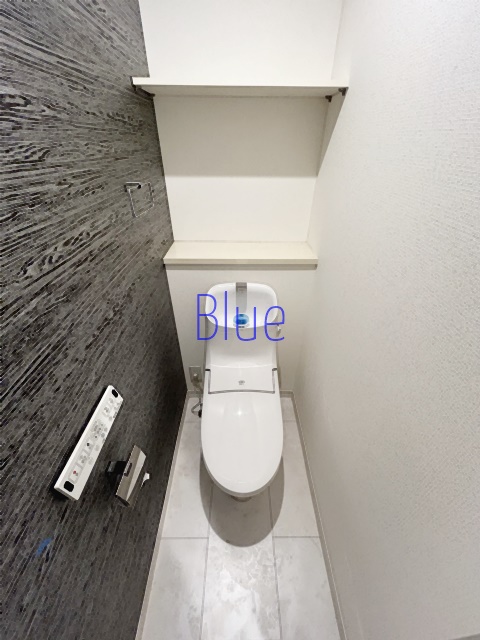 ブルーライン 蒔田駅 徒歩7分 3階建 築9年のトイレ写真