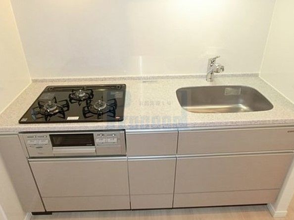 キッチン　※別部屋参考写真