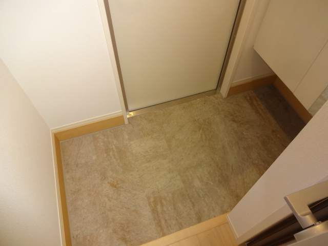 玄関　別部屋参照