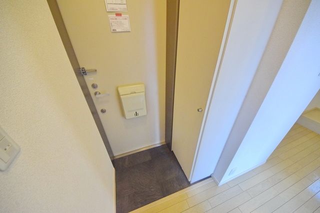 シティオ梶ヶ谷の玄関写真