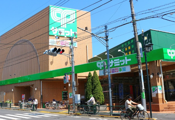 スーパー　サミットストア 成田東店（スーパー）まで656m