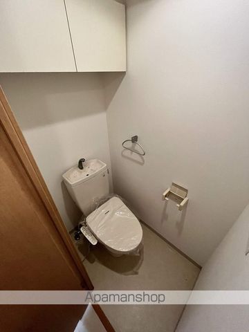 ＪＲ大阪環状線 福島駅 徒歩5分 10階建 築24年のトイレ写真
