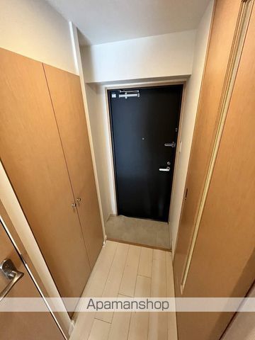 ＪＲ大阪環状線 福島駅 徒歩5分 10階建 築24年の玄関写真