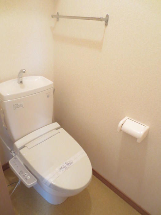 ハピネス北2条IIのトイレ写真