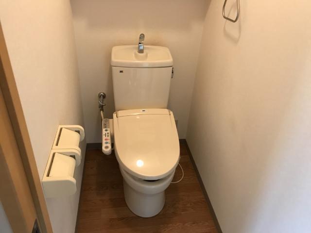 トイレ　シャワー付トイレ
