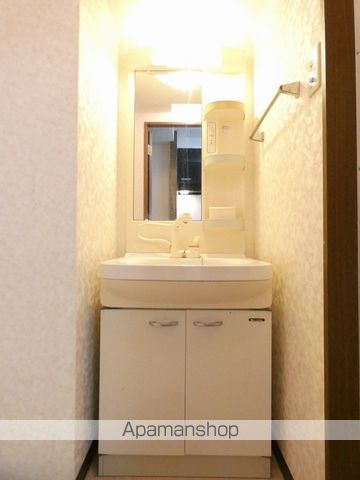 フレンドシティIIIの内装写真