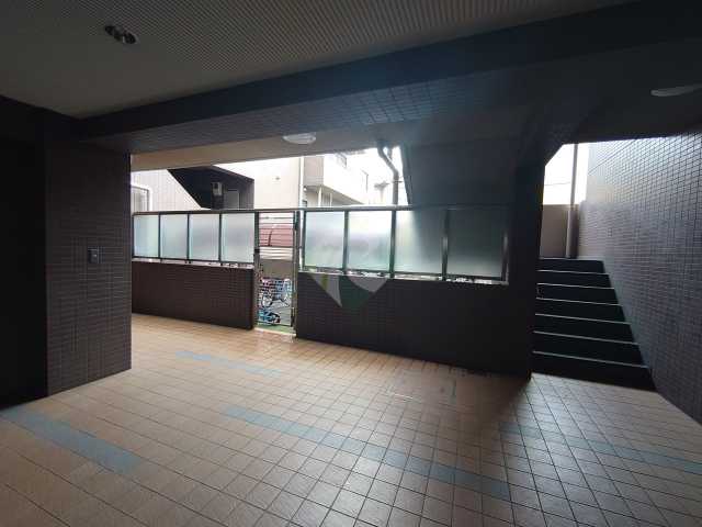 エントランス　三井フラット