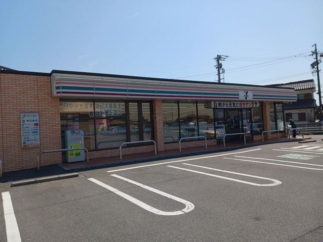 コンビニ　セブンイレブン長太旭町店（コンビニ）まで600m