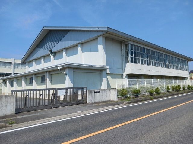 小学校　鈴鹿市立長太小学校（小学校）まで550m