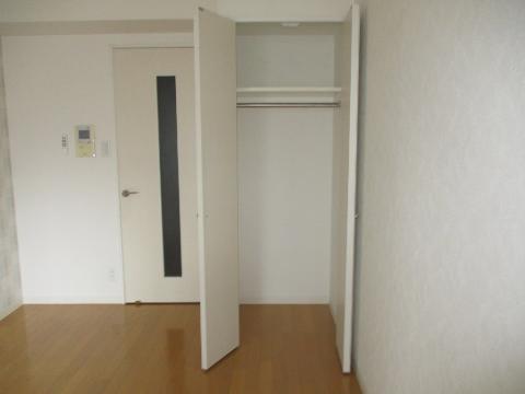 収納　クローゼット