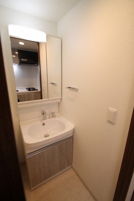 EC広島横川本通りの内装写真