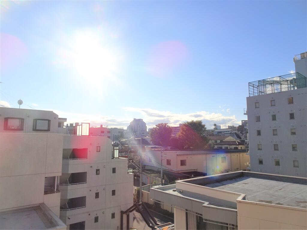眺望　（同マンション別室・参考写真）
