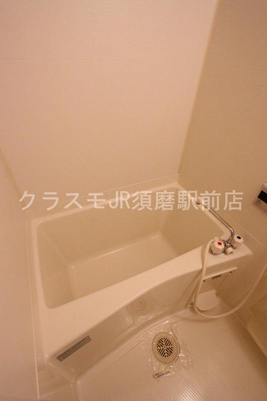 ＪＲ山陽本線 垂水駅 バス乗車時間：12分 最寄りバス停で下車 徒歩5分 3階建 築22年の風呂写真