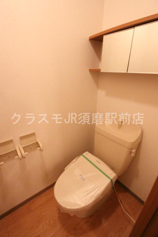 ＪＲ山陽本線 垂水駅 バス乗車時間：12分 最寄りバス停で下車 徒歩5分 3階建 築22年のトイレ写真