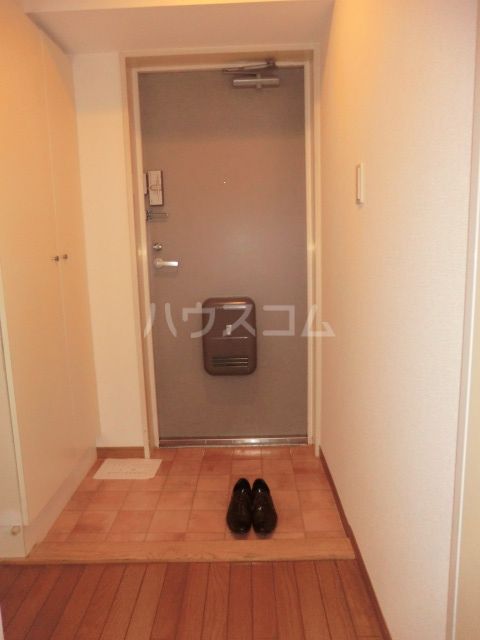 ルピナス泉大津の玄関写真