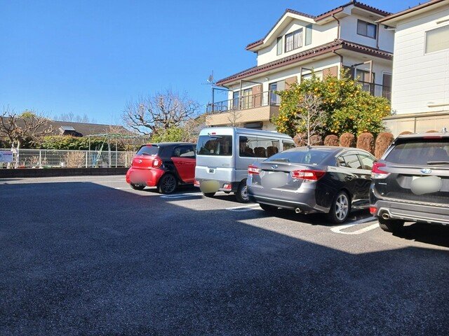 駐車場　駐車場完備です