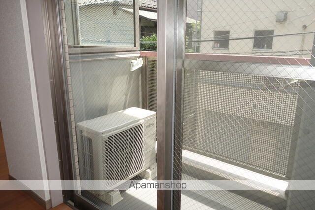 小田急江ノ島線 本鵠沼駅 徒歩1分 3階建 築24年の内装写真