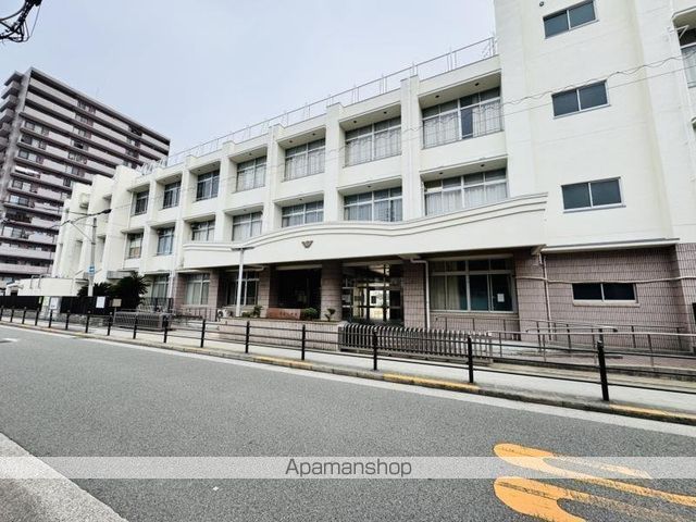 小学校　鷹合小学校（小学校）まで229m