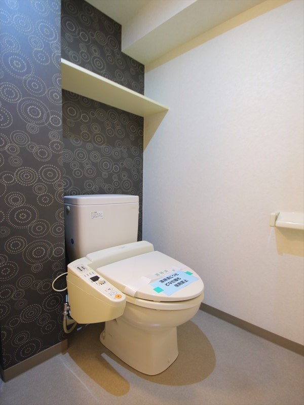 東京メトロ東西線 妙典駅 徒歩4分 5階建 築26年のトイレ写真