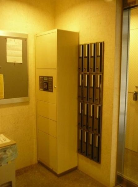 東急東横線 中目黒駅 徒歩8分 4階建 築21年の外観写真