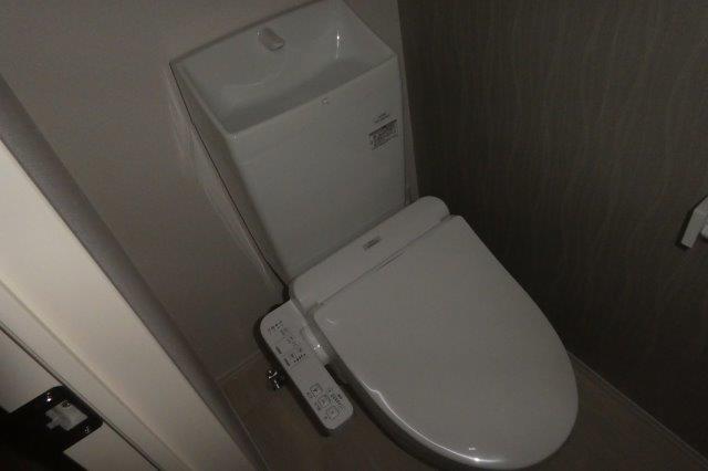 トイレ　ウォシュレット