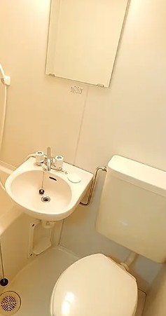 トイレ　別部屋参照