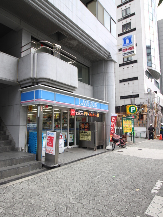コンビニ　ローソン谷町四丁目店（コンビニ）まで230m