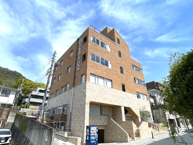 サンビルダー北野 The Base
