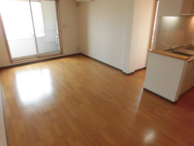 サンビルダー北野 The Baseの居間写真