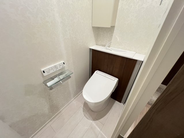 HEBEL MAISON 甲東園のトイレ写真