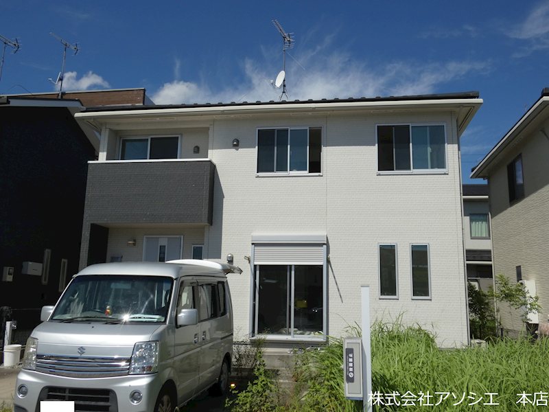 建物外観　ファミール　レイクタウンCのご紹介は住まいの窓口アソシエへお