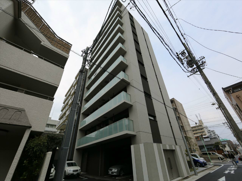 建物外観　外観　防犯カメラ付　オートロック　宅配ＢＯＸ