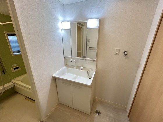 洗面設備　※別部屋の写真です