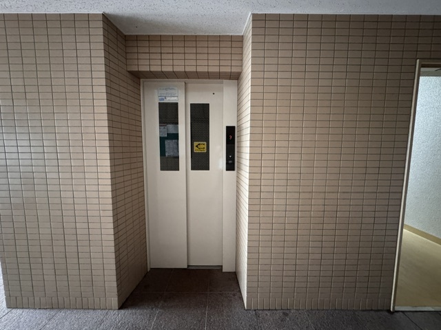 阪急宝塚線 蛍池駅 徒歩13分 5階建 築32年の外観写真