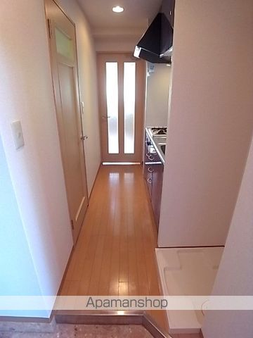 本町プライムの玄関写真