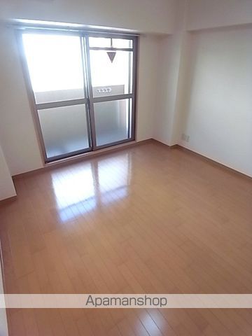 本町プライムの居間写真