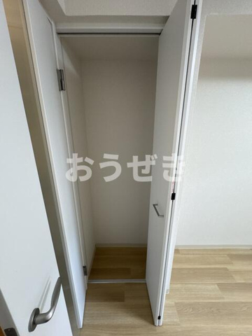 玄関　※同仕様参考写真