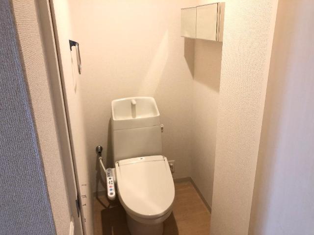トイレ　シャワー付トイレ