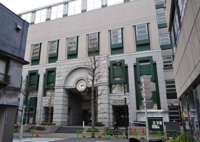 小学校　中央区立日本橋小学校（小学校）まで1228m