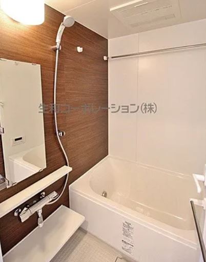 バス・シャワールーム