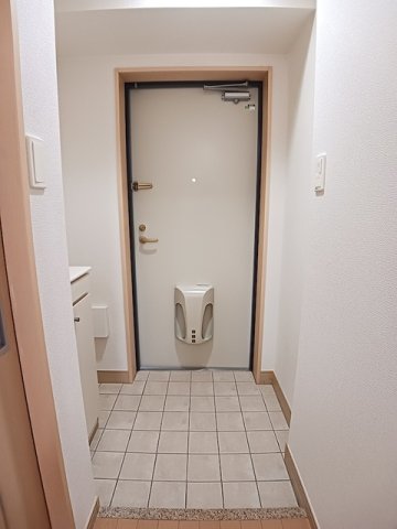 玄関　明るい玄関です