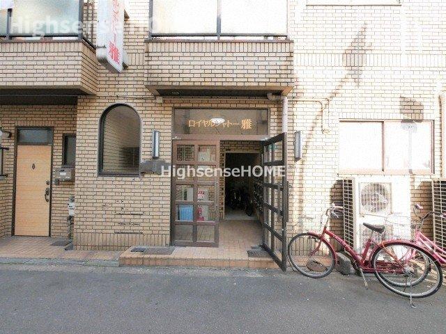 エントランス　毎日通るエントランスはこのようになっています