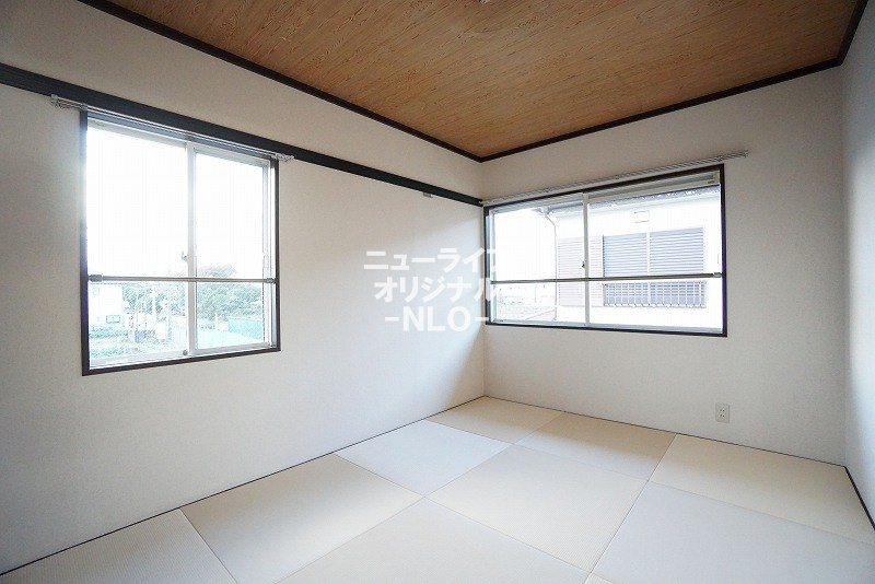 その他　スタイリッシュなモダン畳を使用した和室もあります☆